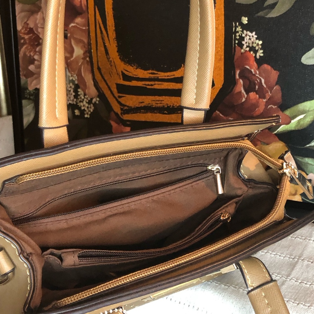 Michael Kors Tan Handbag with Perforated Design - Picture 4 of 7